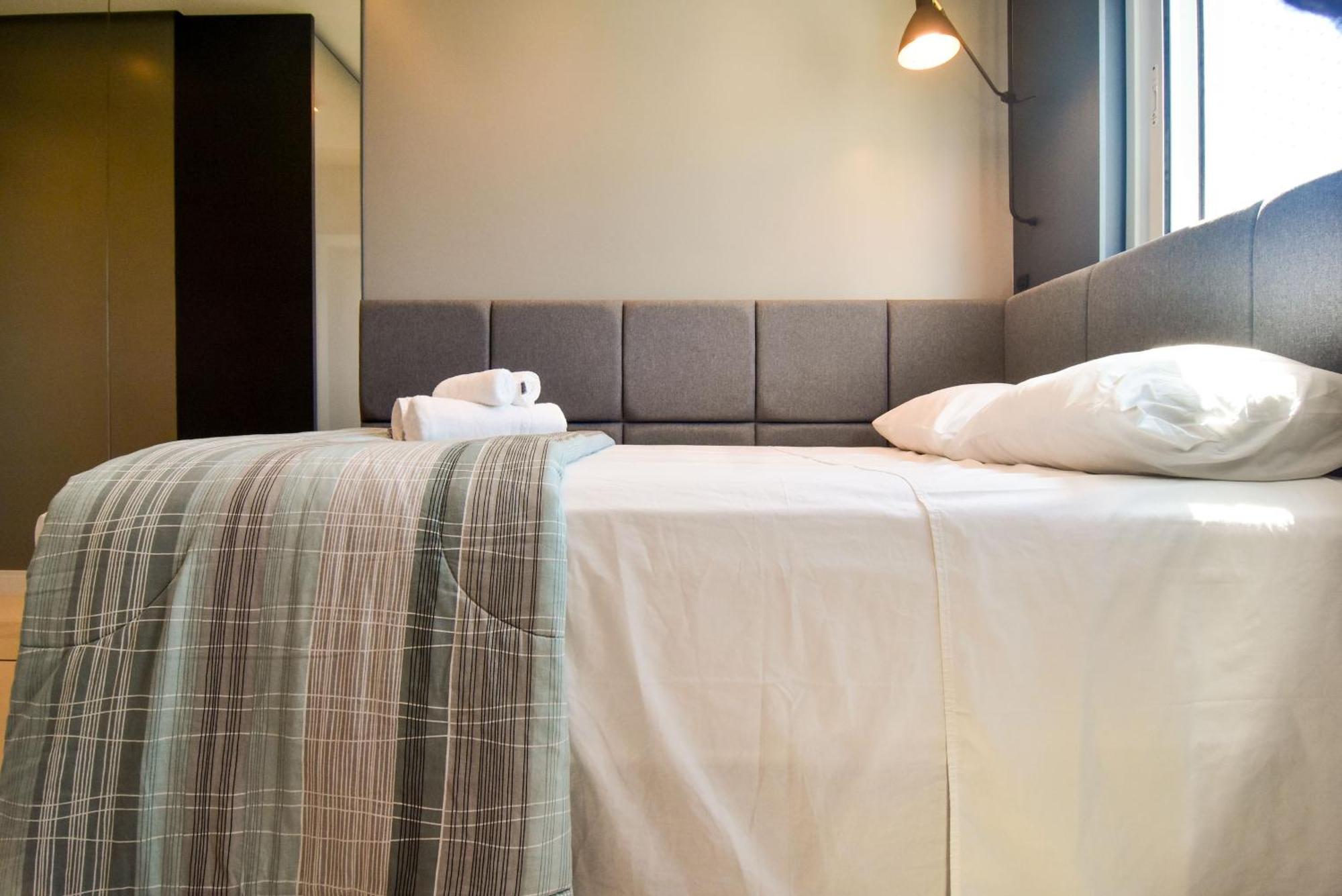 Apartamento Luxo Vista Mar A 250 Mts Da Praia, Rua 2850 Ug2425
